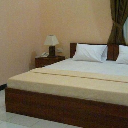 Mirda Gratia Hotel & Convention Cisarua Esterno foto