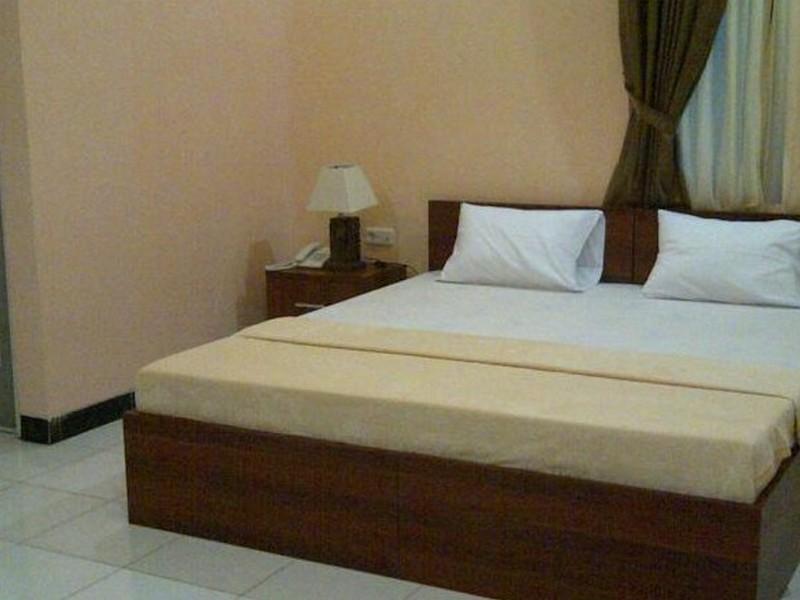 Mirda Gratia Hotel & Convention Cisarua Esterno foto